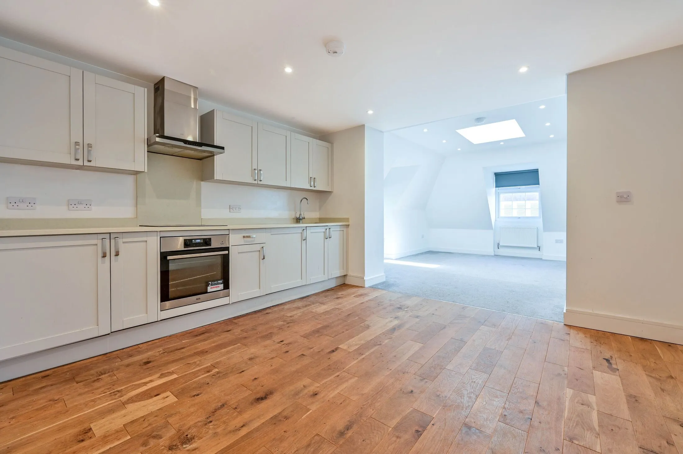 Flat Westfield Road in Woking