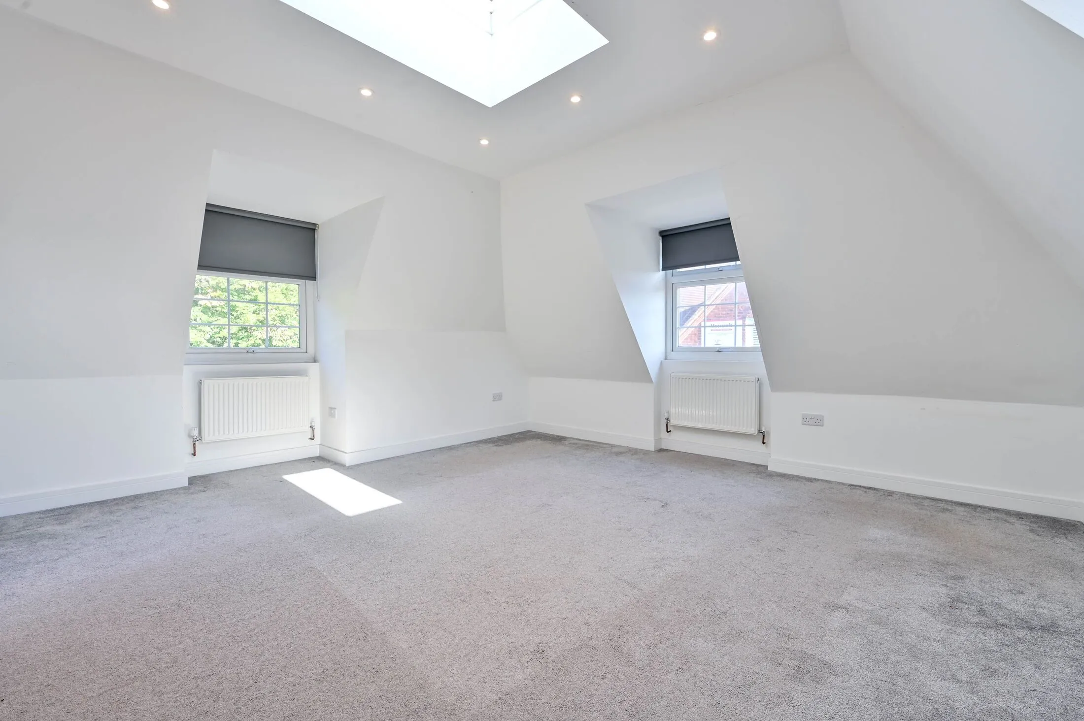 Flat Westfield Road in Woking