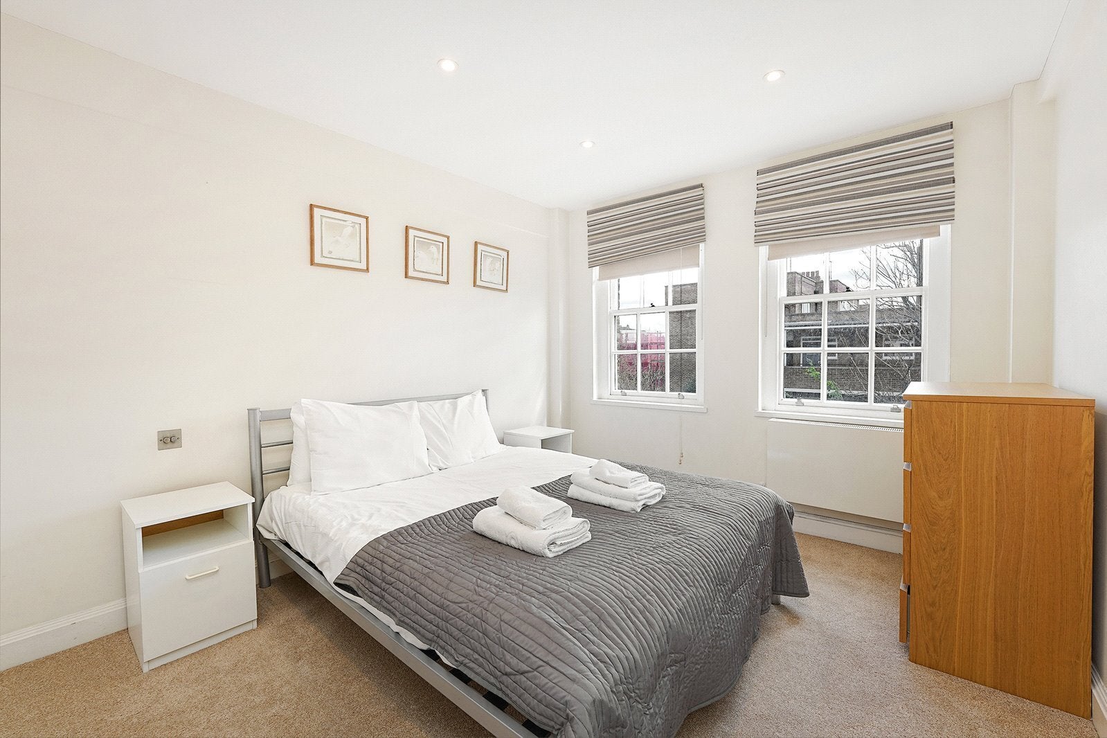 Flat Fulham Road in Greater London