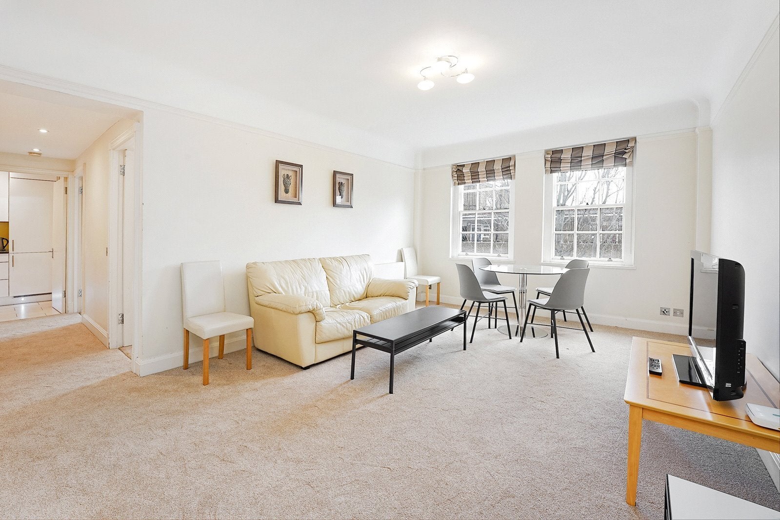 Flat Fulham Road in Greater London