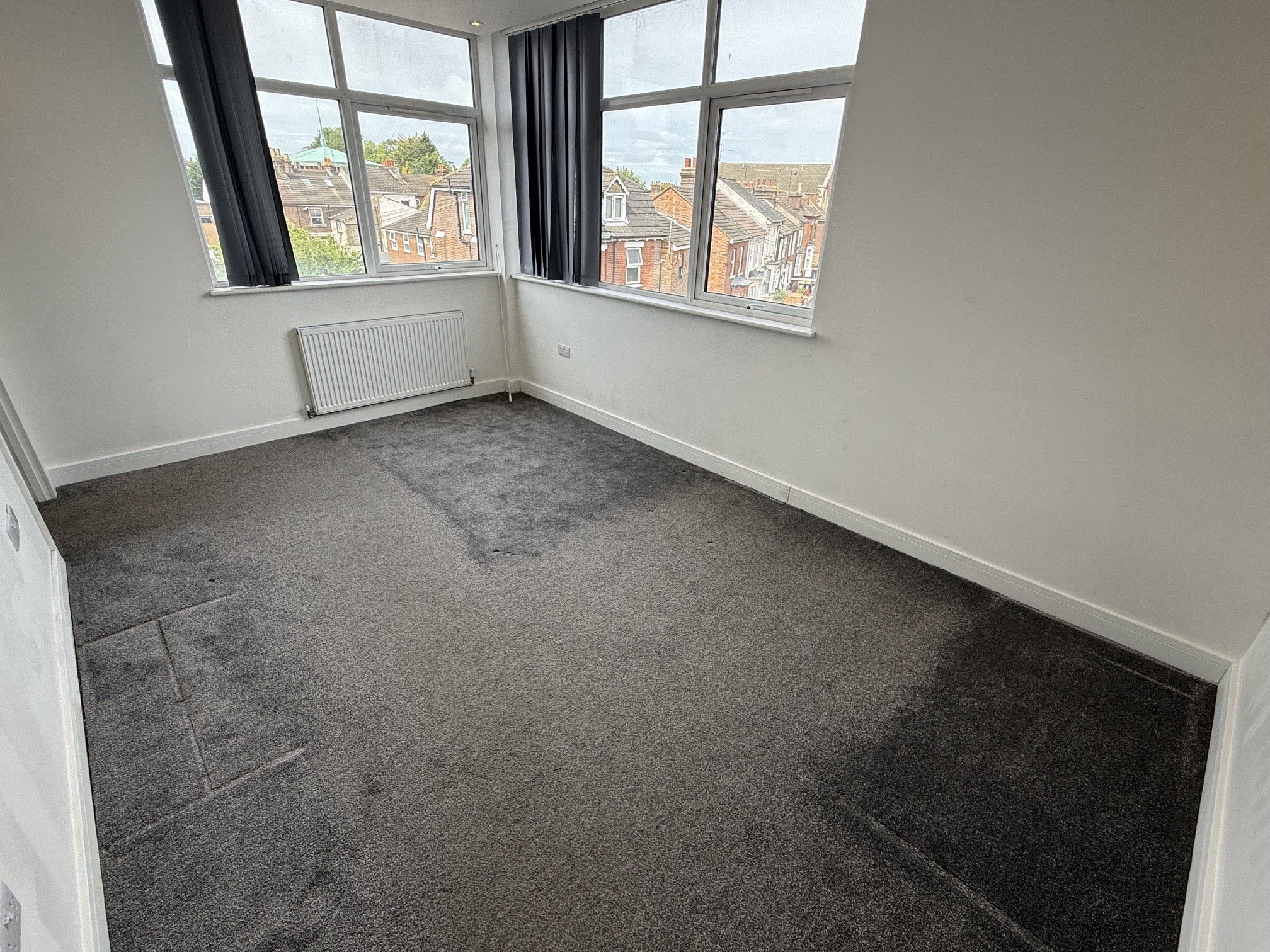 Flat West Street in Dunstable