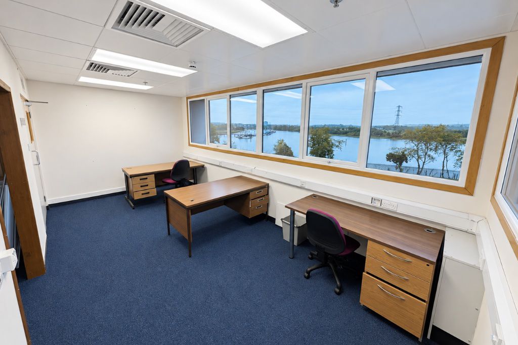 Flat Fareham Reach in Gosport
