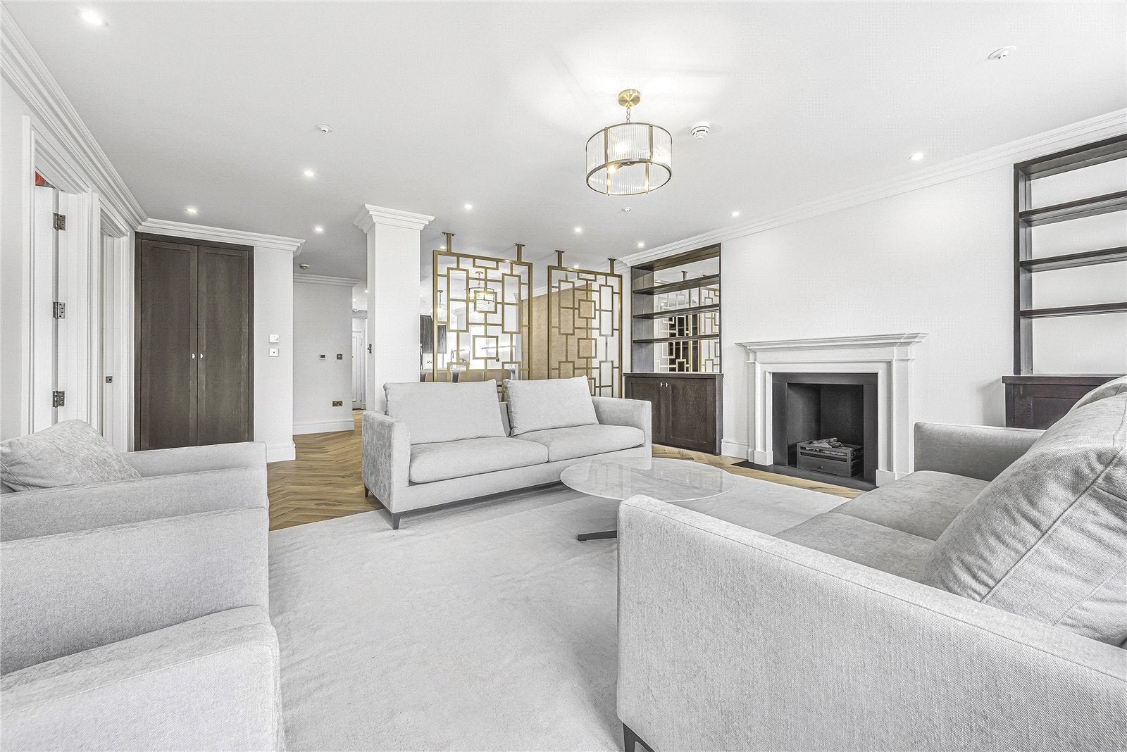 Flat Curzon Street in City of Westminster