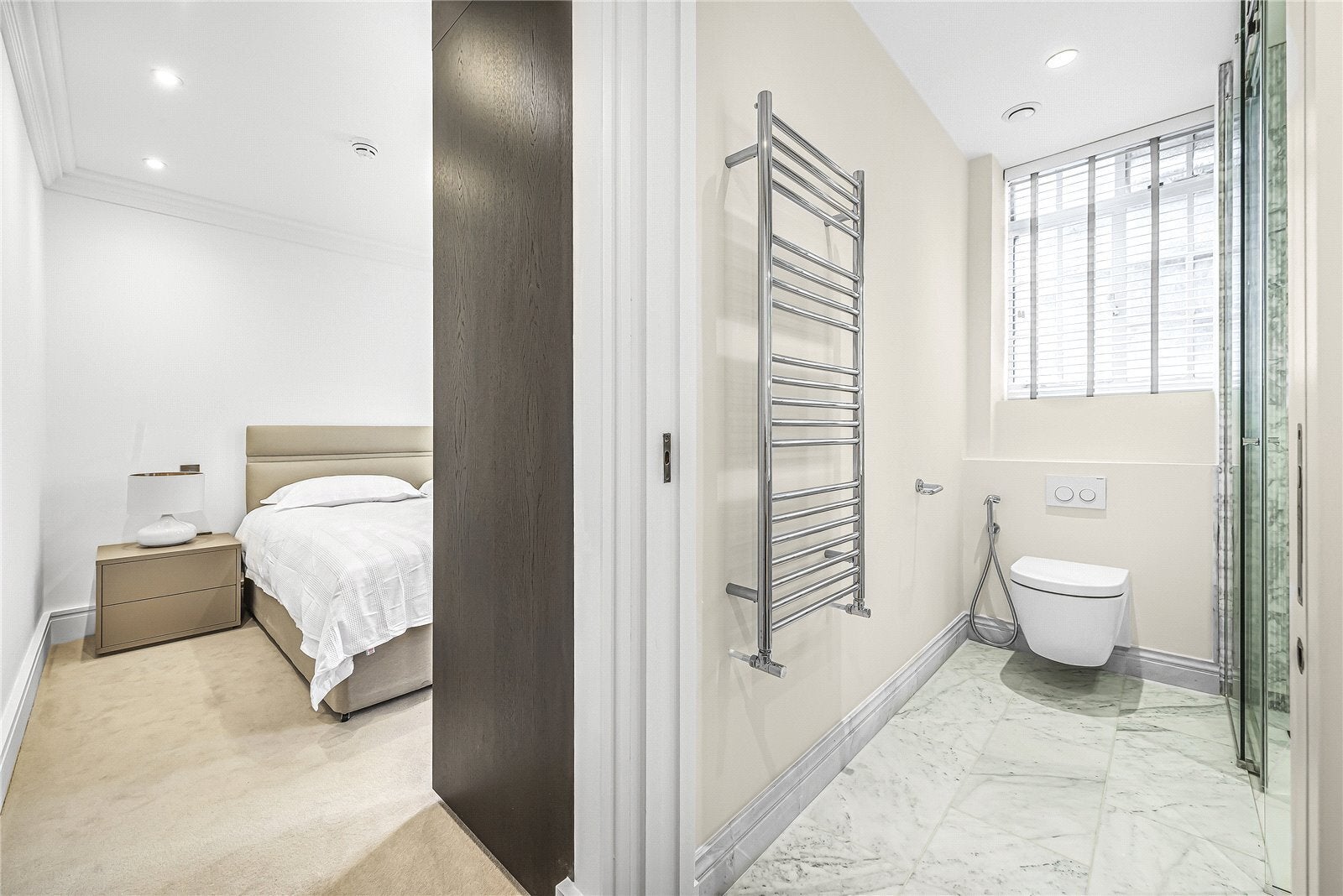 Flat Curzon Street in City of Westminster