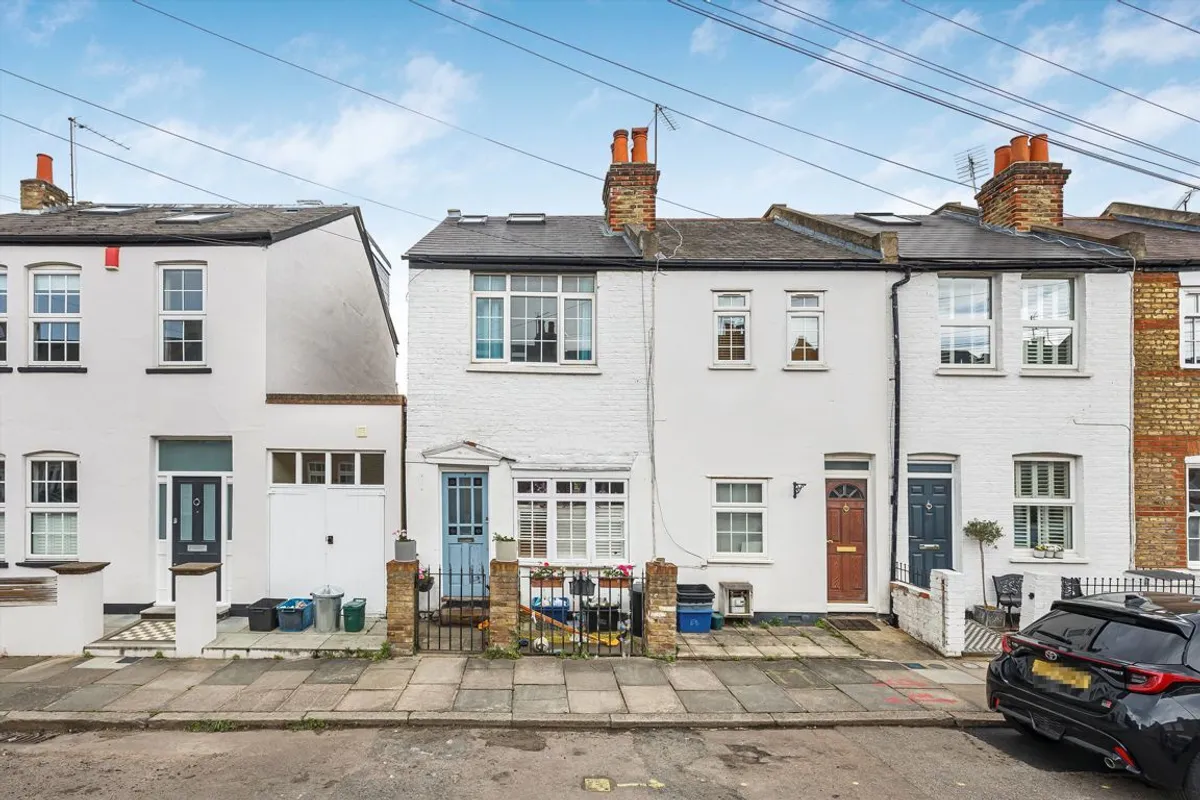 House Norcutt Road in Greater London