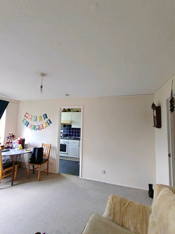 Room Dyke Drive in Greater London