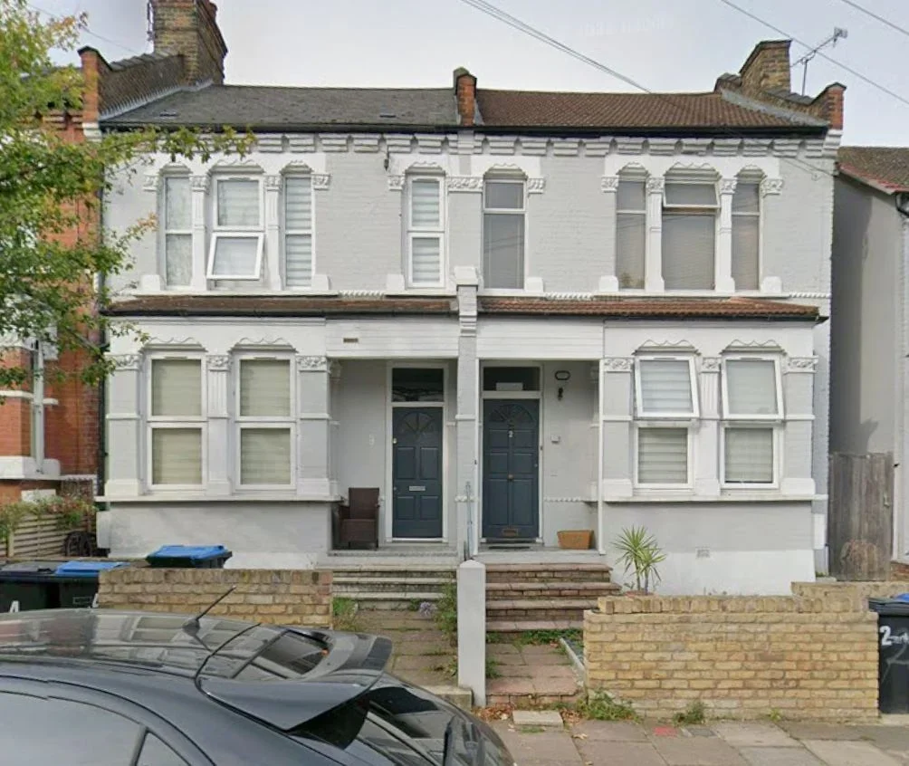 Room Hardwicke Road in Greater London