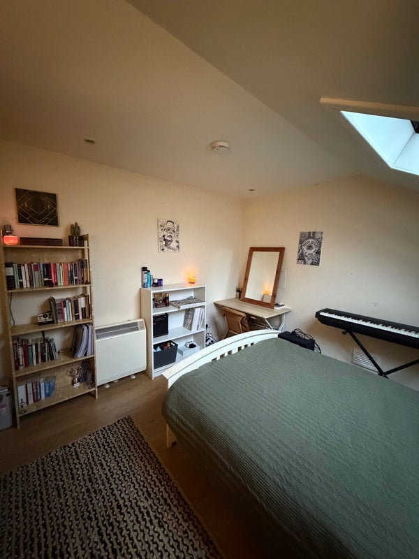 Room Sauchiehall Street in Glasgow