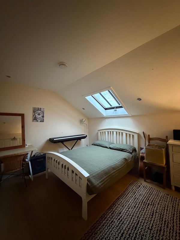 Room Sauchiehall Street in Glasgow