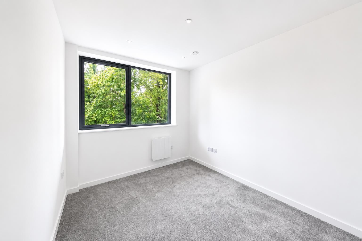 Flat Ashwood Way in Basingstoke and Deane