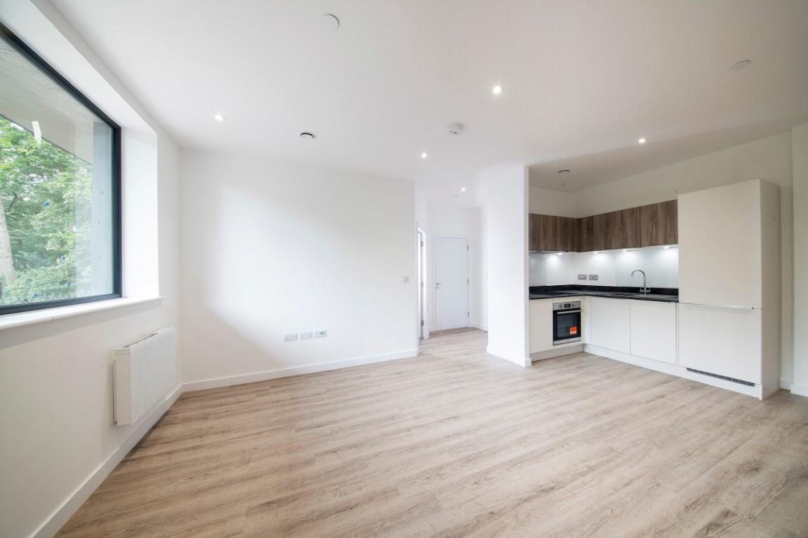 Flat Ashwood Way in Basingstoke and Deane