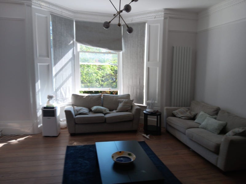 Room Thornton Hill in Greater London