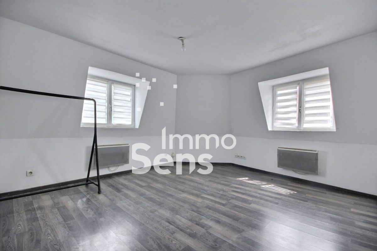 Appartement Rue du Faubourg de Roubaix à Lille