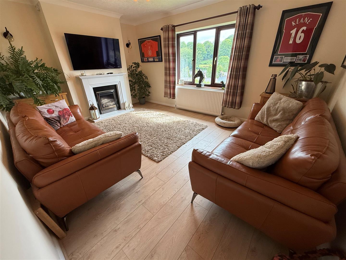 House Sherwood Road in Tideswell