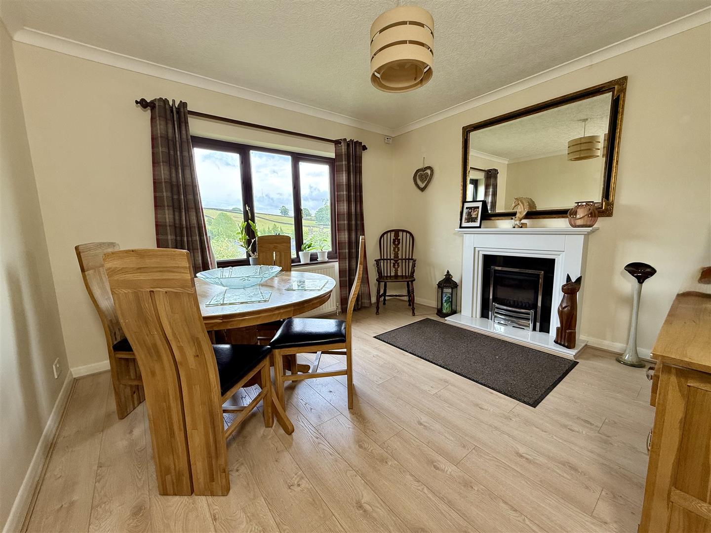 House Sherwood Road in Tideswell