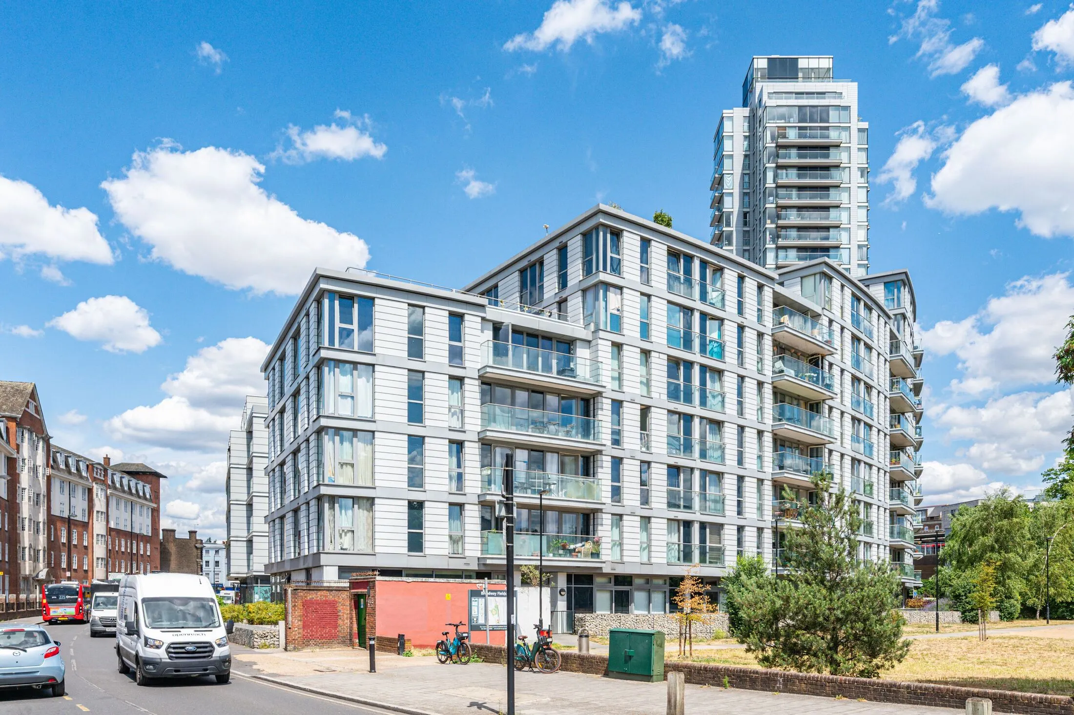 Flat Seager Place in Greater London