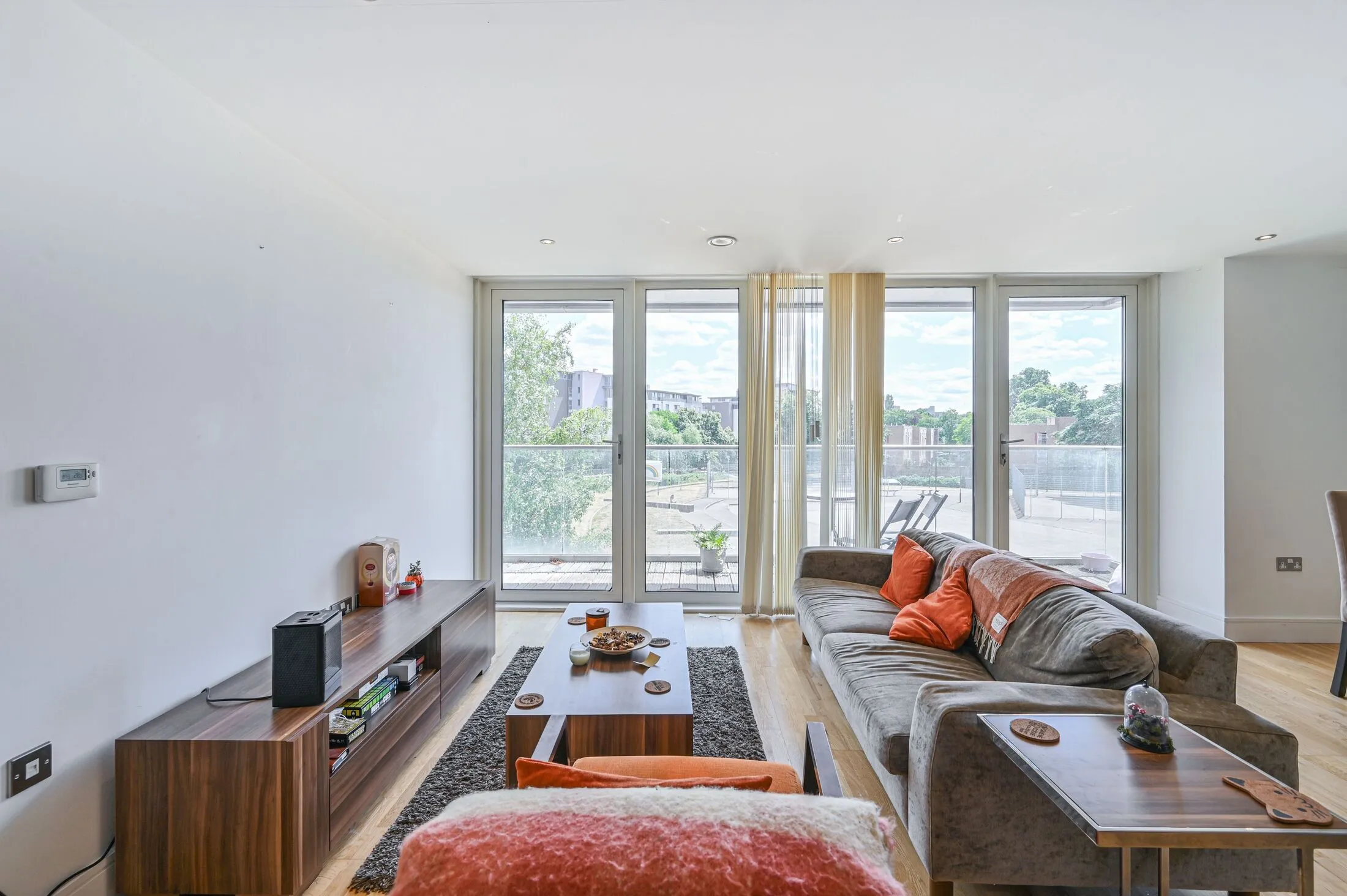 Flat Seager Place in Greater London