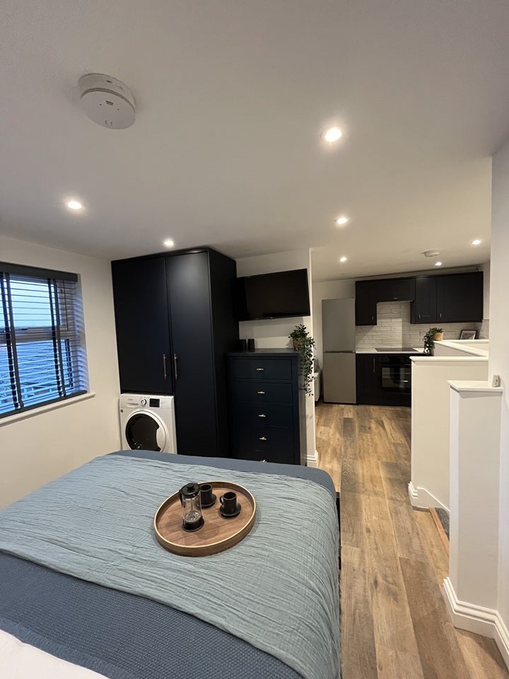 Room Treetop Close in Luton