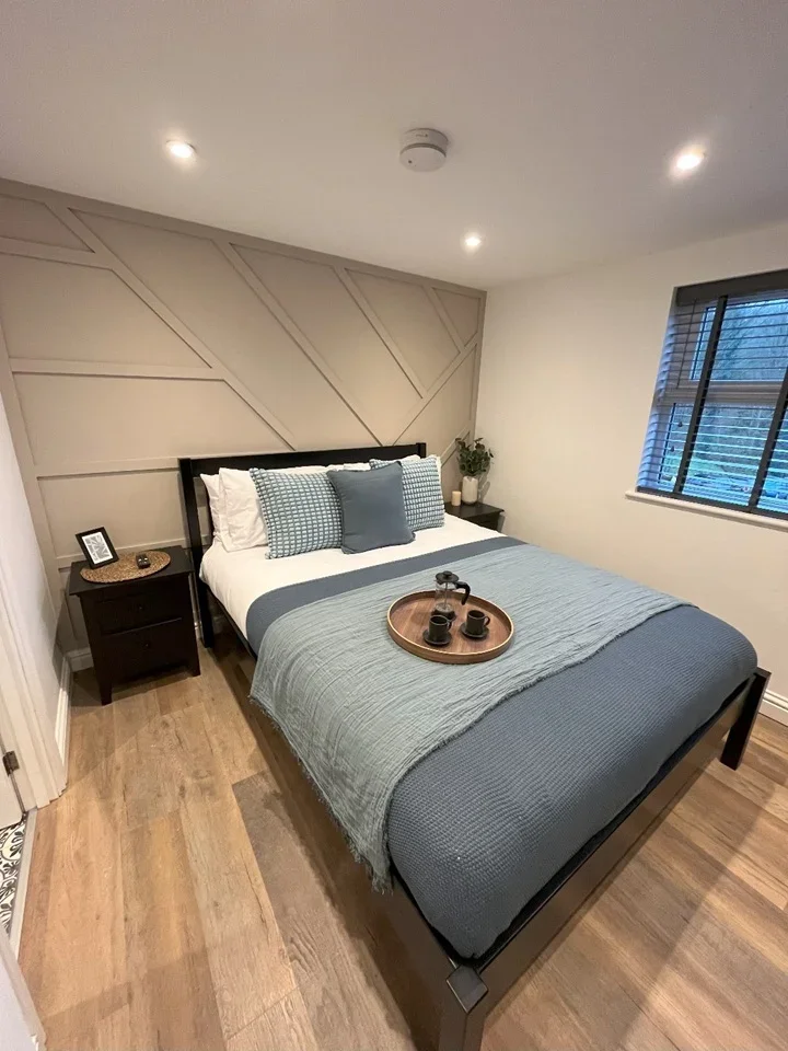 Room Treetop Close in Luton
