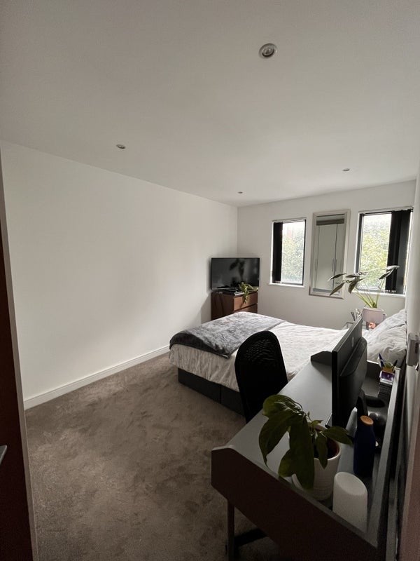 Room Copenhagen Street in Greater London