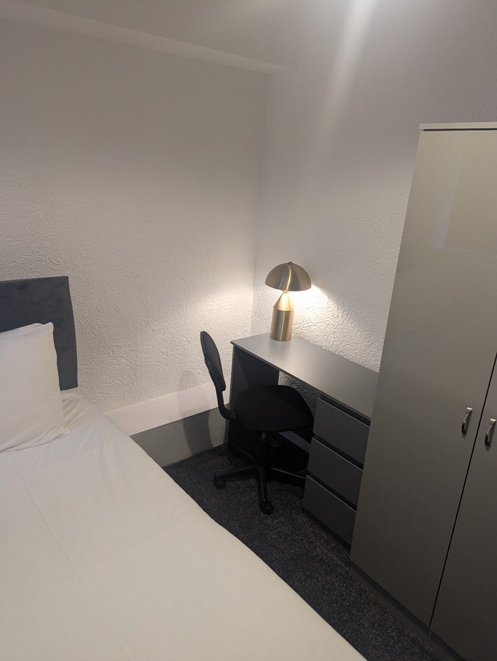 Room Palatine Road in Blackpool