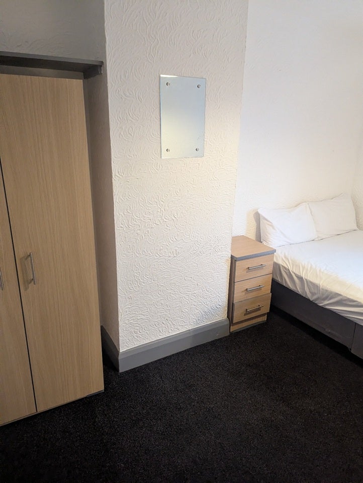 Room Palatine Road in Blackpool