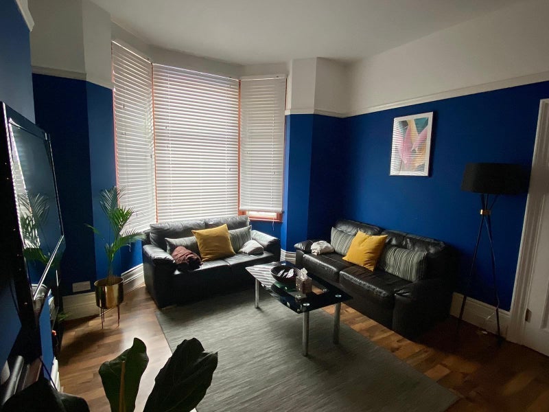 Room Edith Road in Greater London