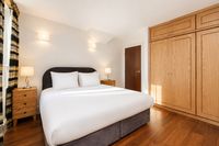Flat Tavistock Place in Greater London