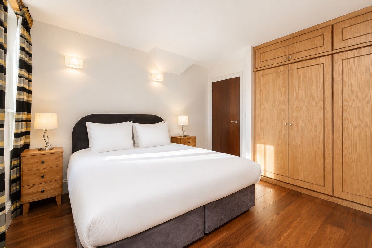 Flat Tavistock Place in Greater London