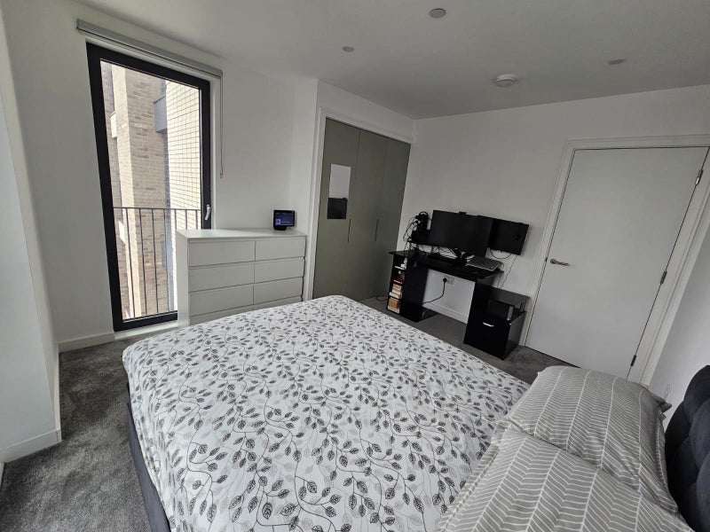 Room Plaistow Road in Greater London