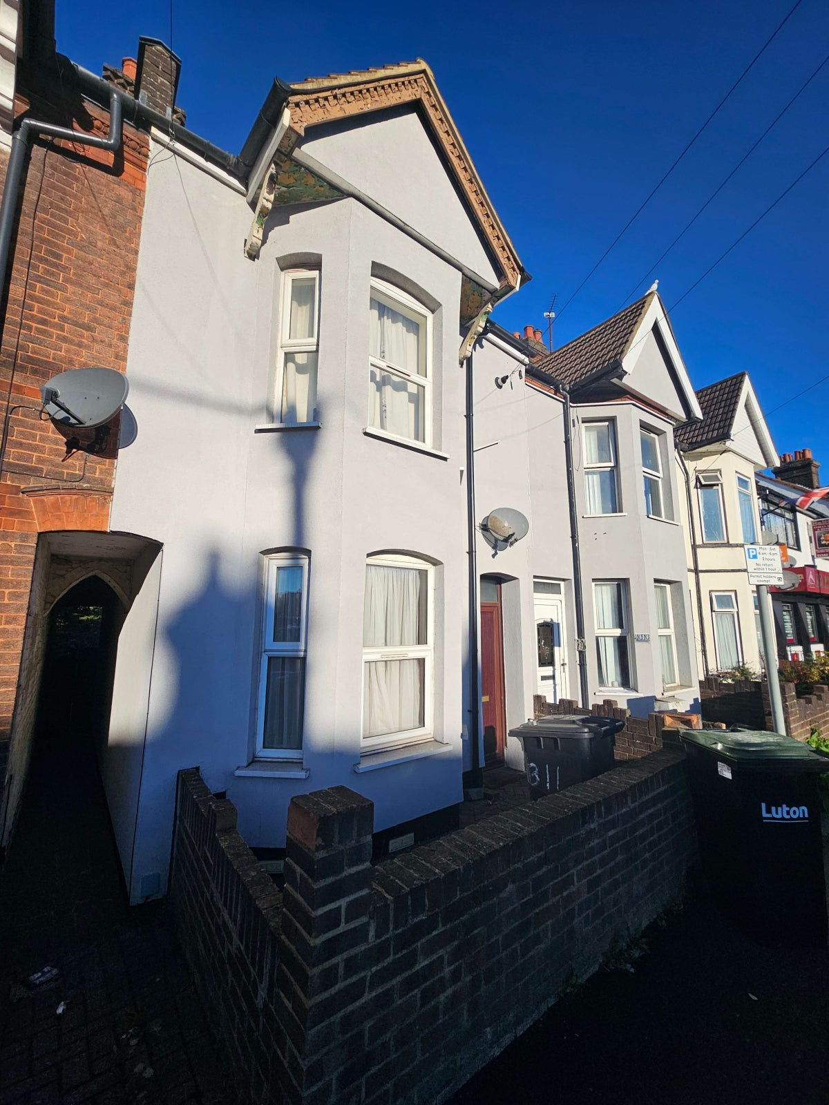 House Hitchin Road in Luton