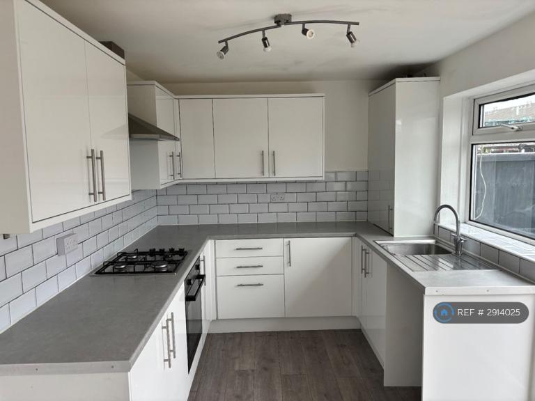 House Alma Close in Kirkby
