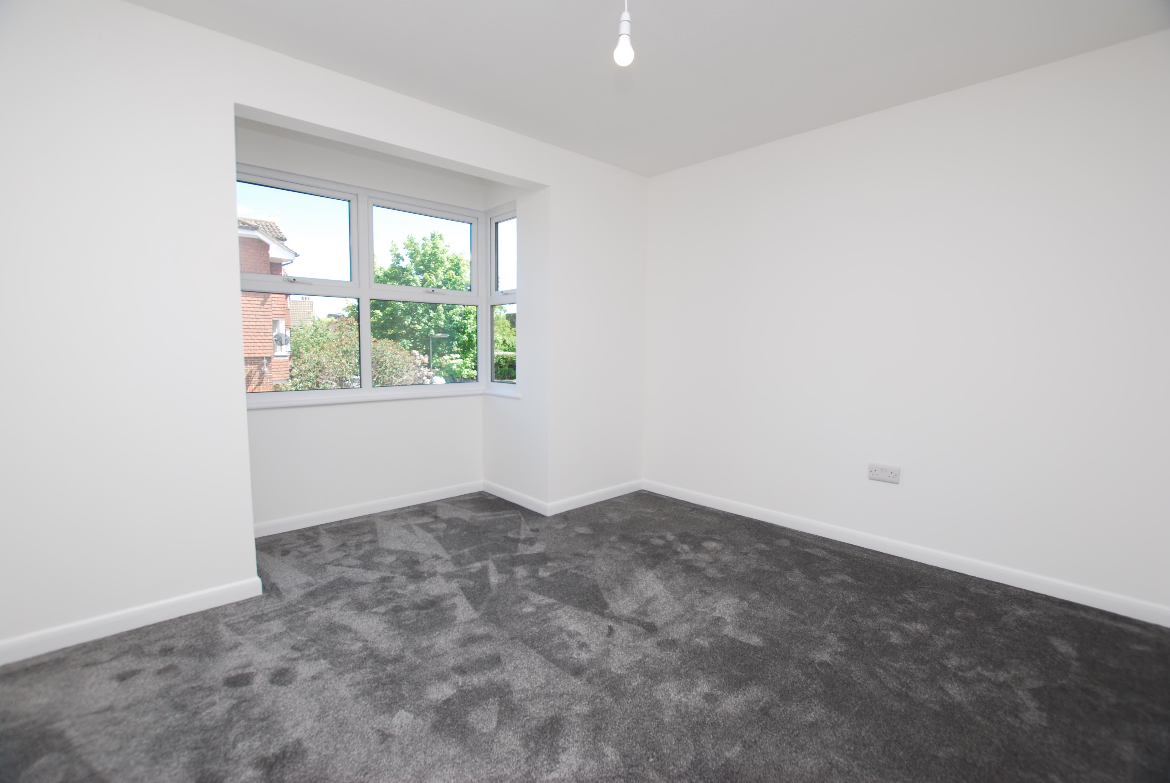 Flat Springside Court in Guildford