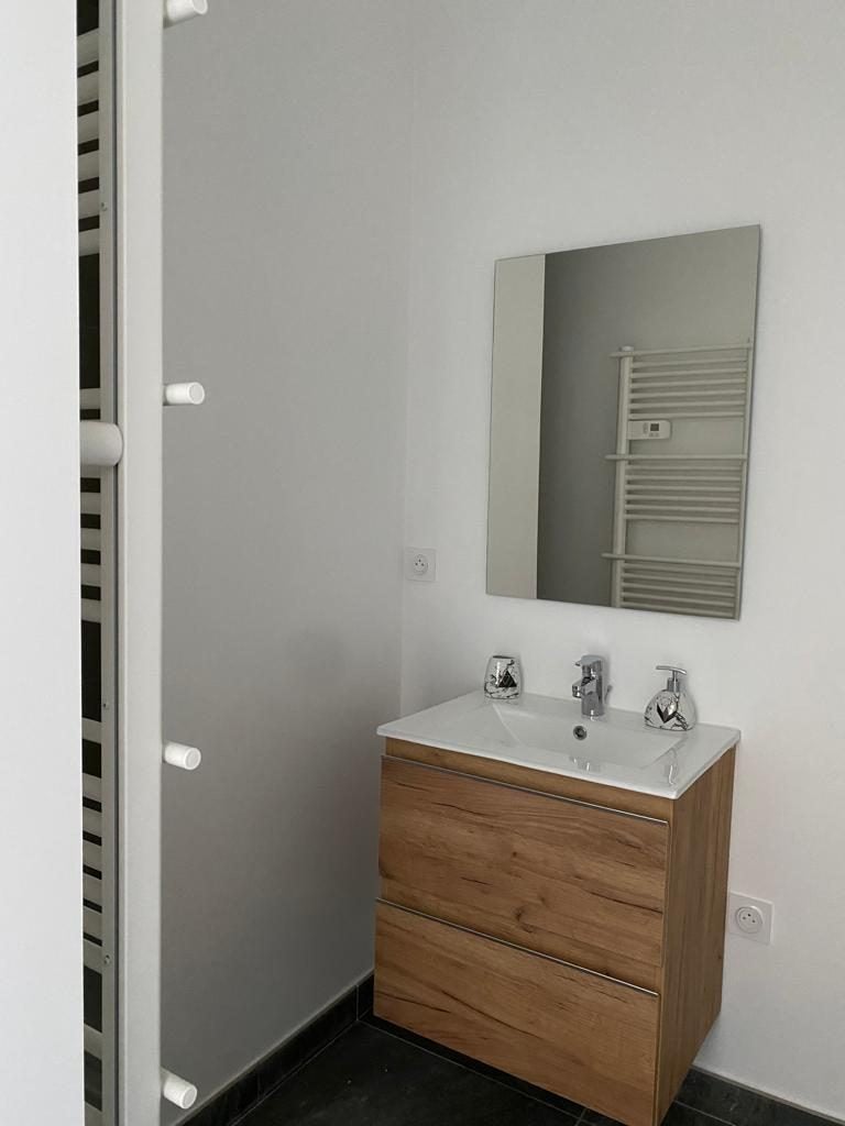 Appartement Rue Louis le Cardonnel à Romans-sur-Isère