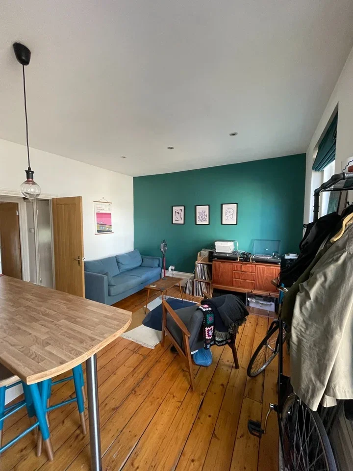 Flat Rectory Road in Greater London