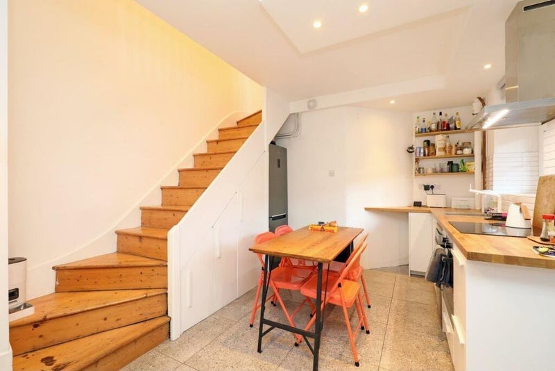Room Loughborough Road in Greater London