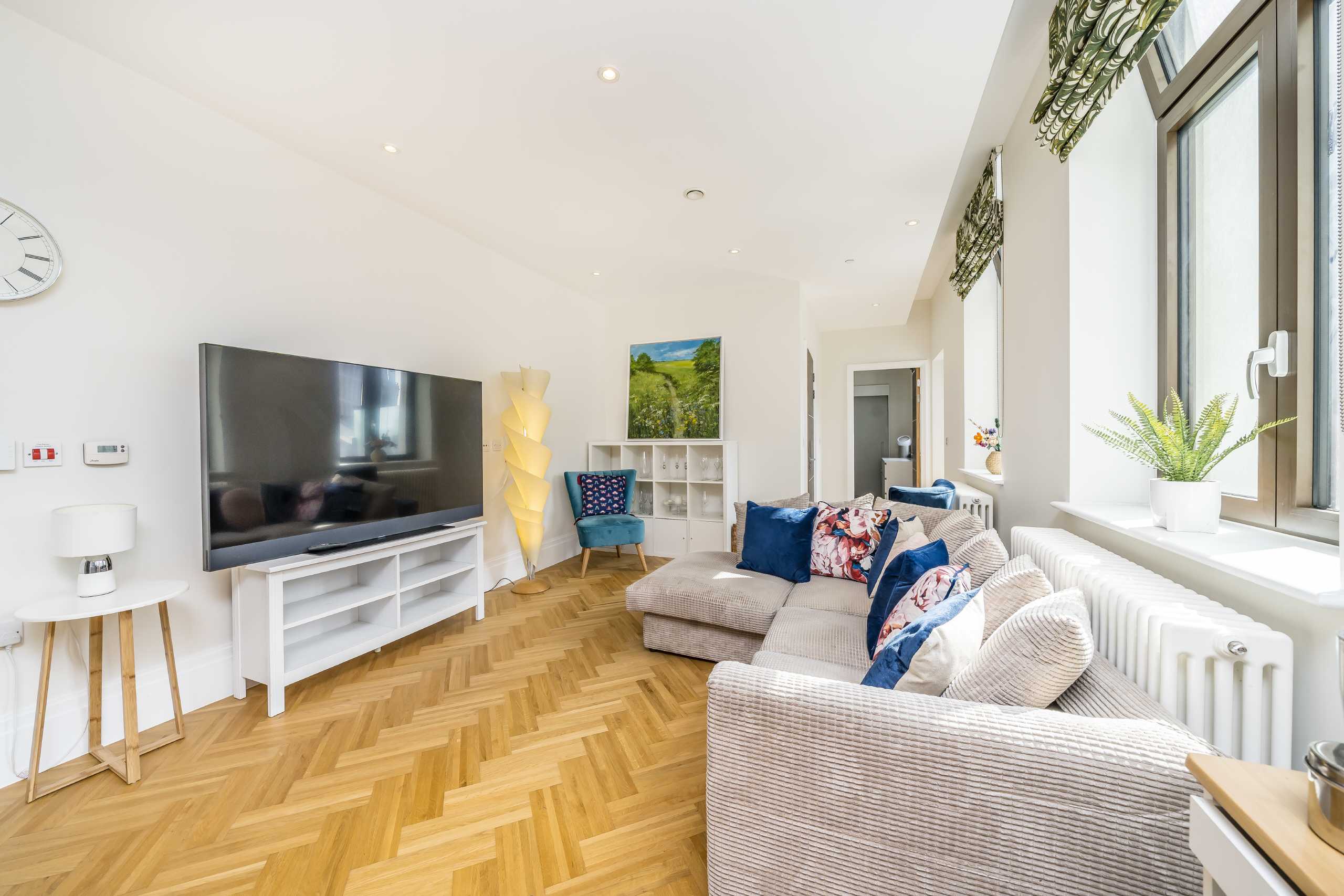 Flat Acre Lane in Greater London