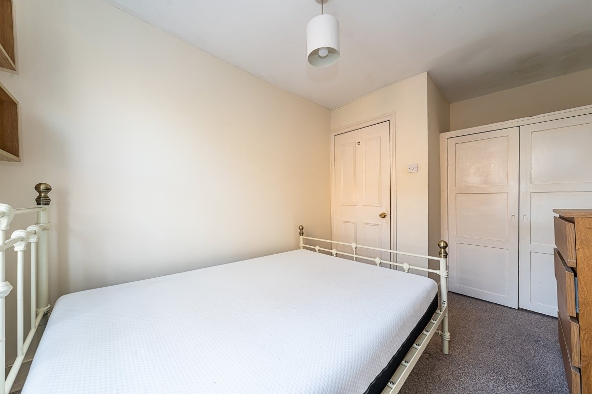 Room Claylands Place in Greater London
