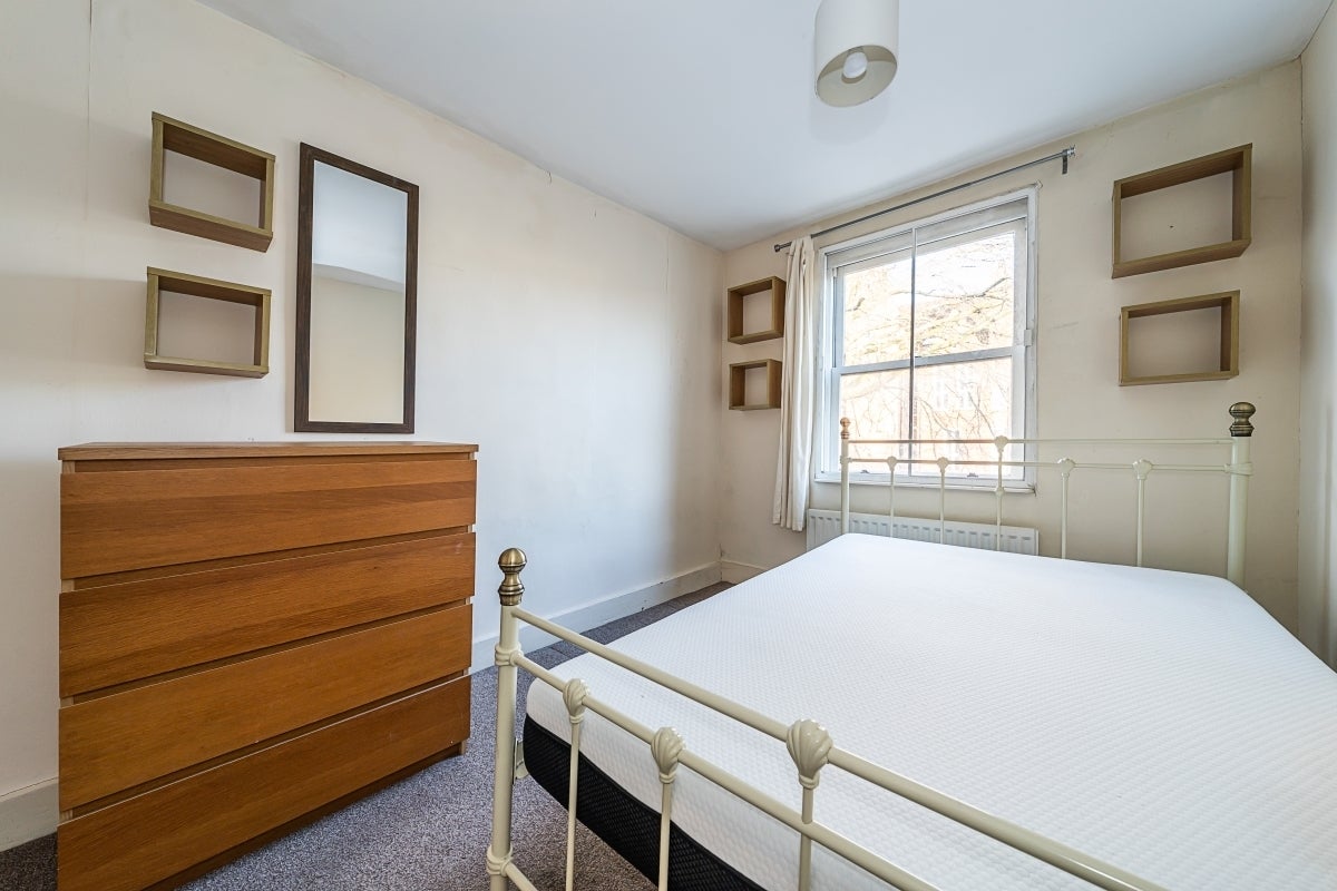 Room Claylands Place in Greater London