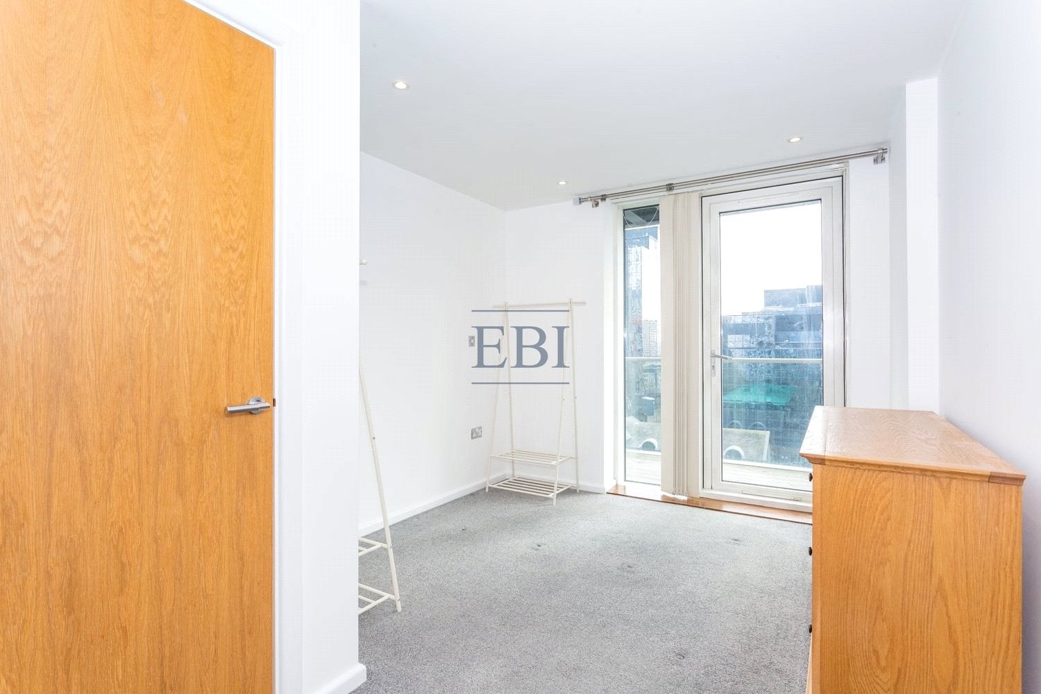 Flat Millharbour in Greater London