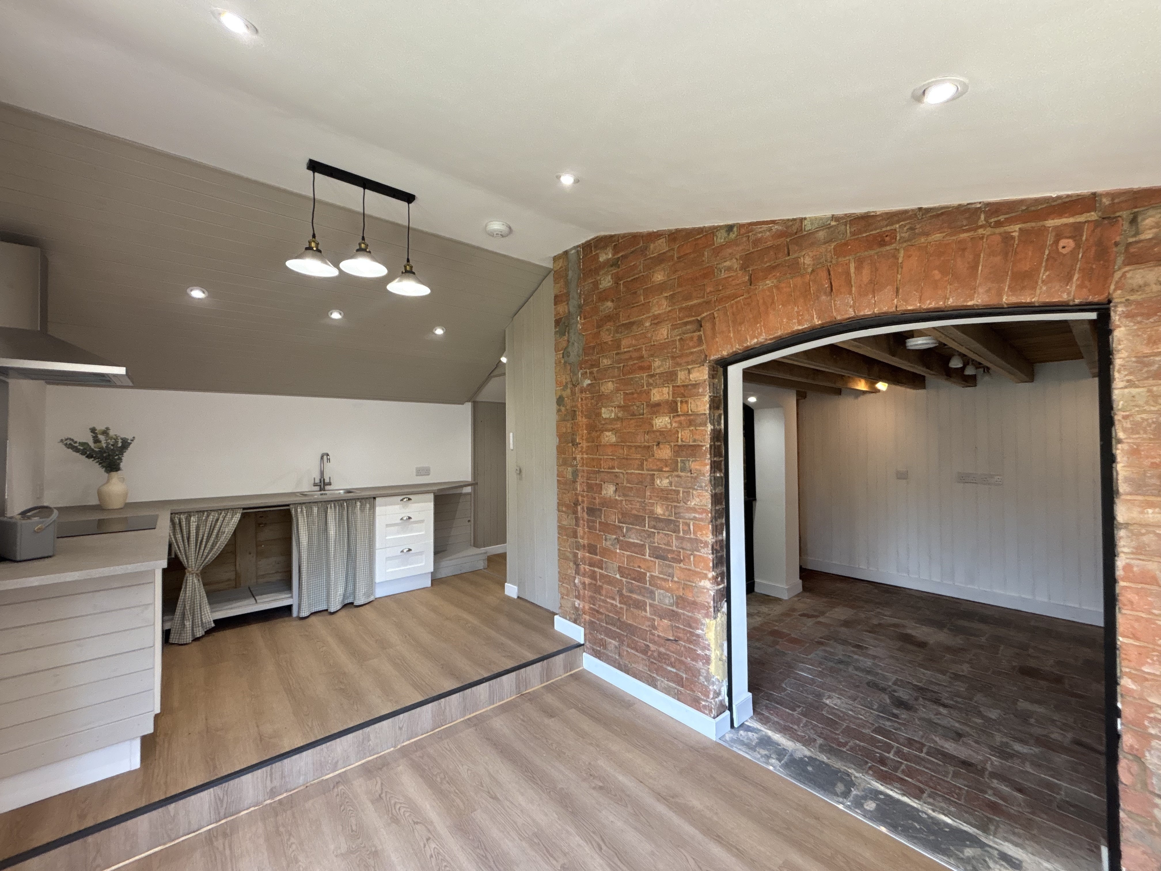 Flat Chequers Lane in North Crawley
