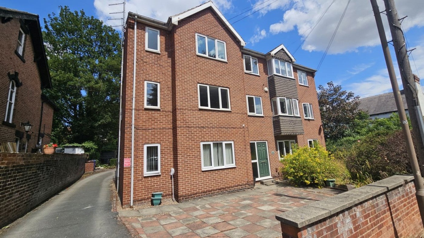 Flat Cavendish Road in Barnsley