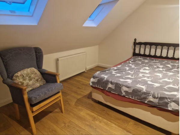 Flat Ellesmere Gardens in London
