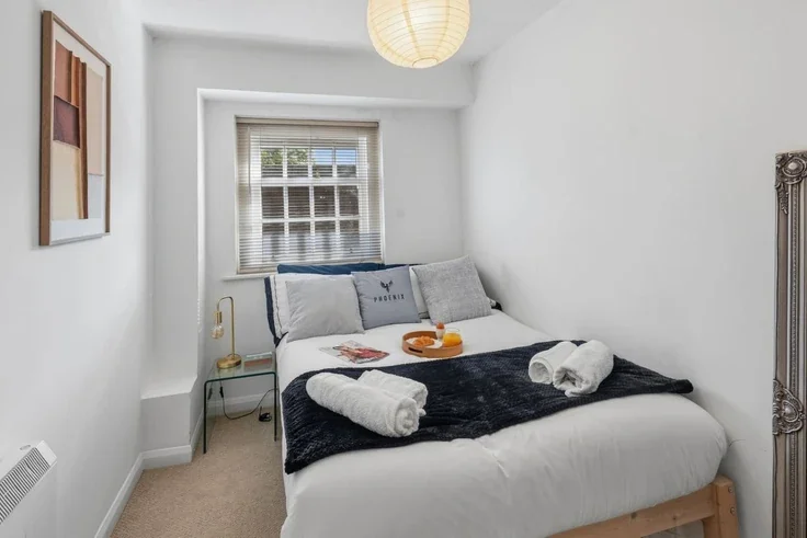 Flat Marlowe Avenue in Canterbury