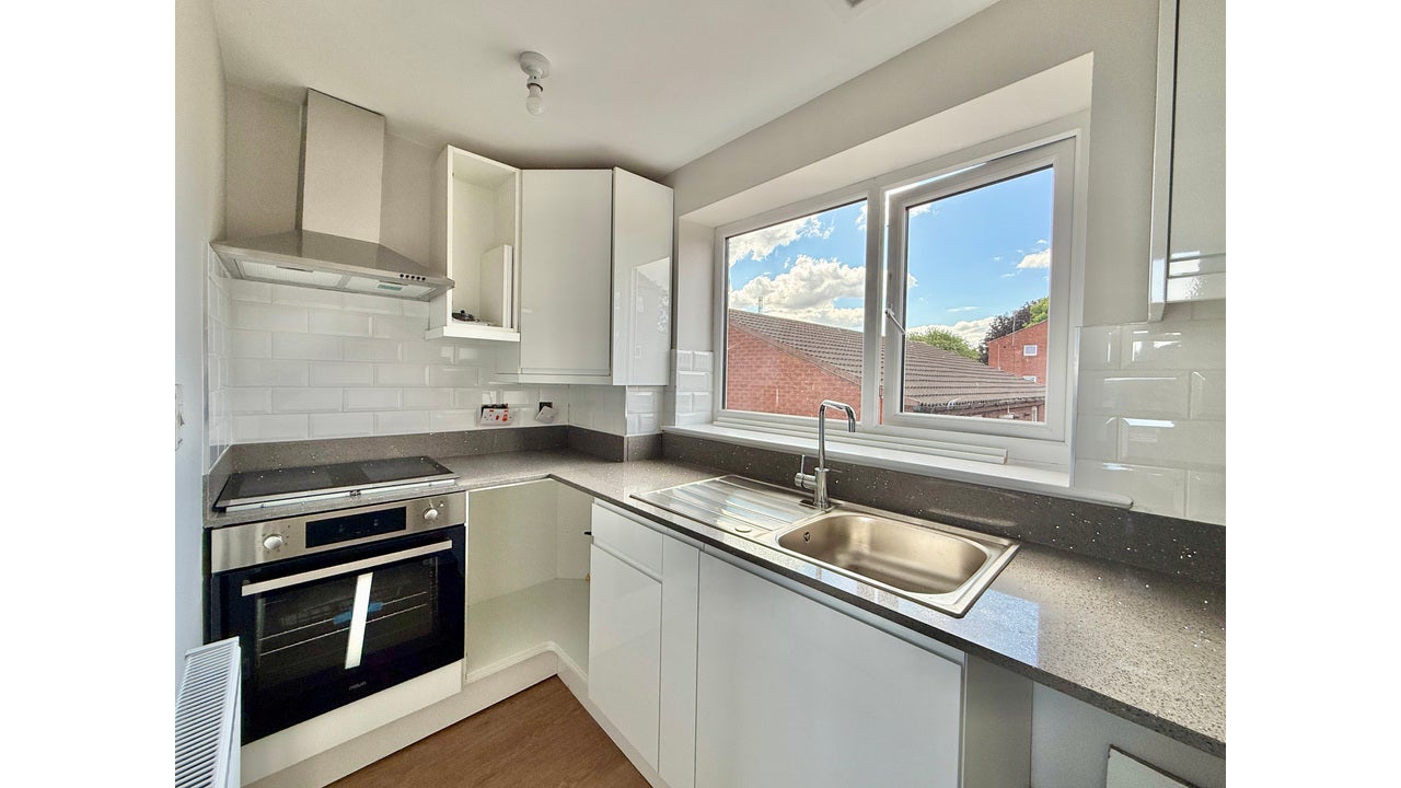 Flat Albion Street in Wakefield