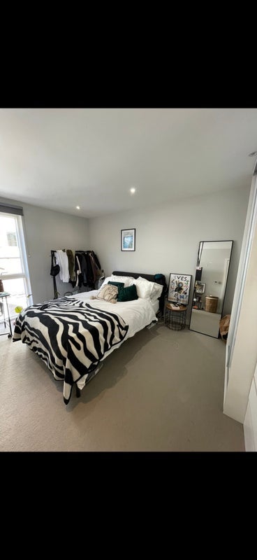 Room Martel Place in Greater London