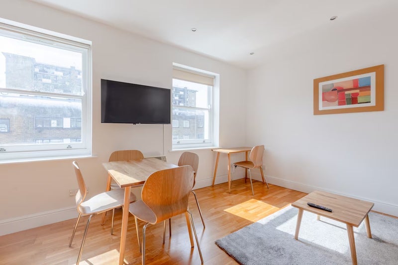 Flat King's Terrace in Greater London