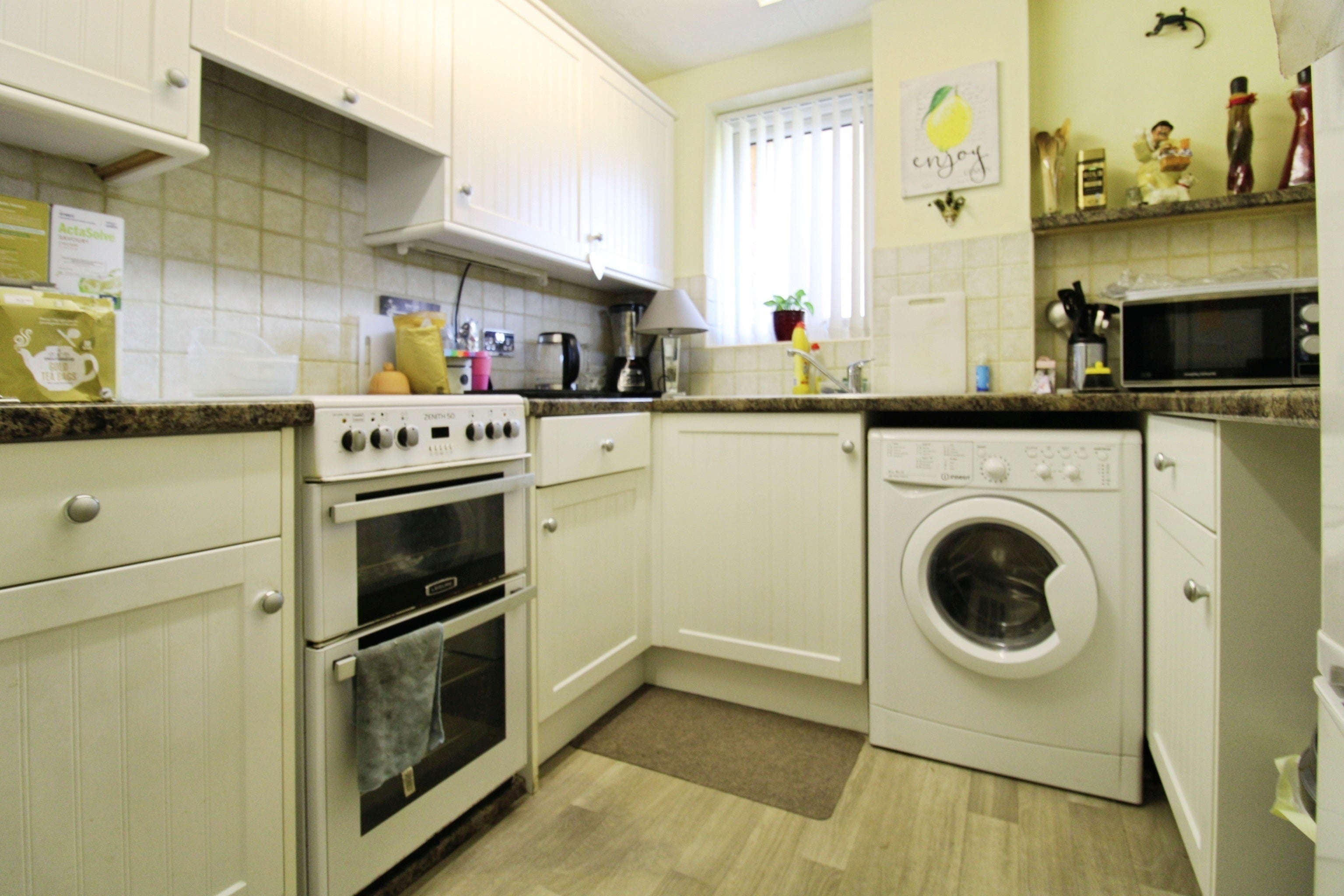 Flat Stonehill Drive in Harborough
