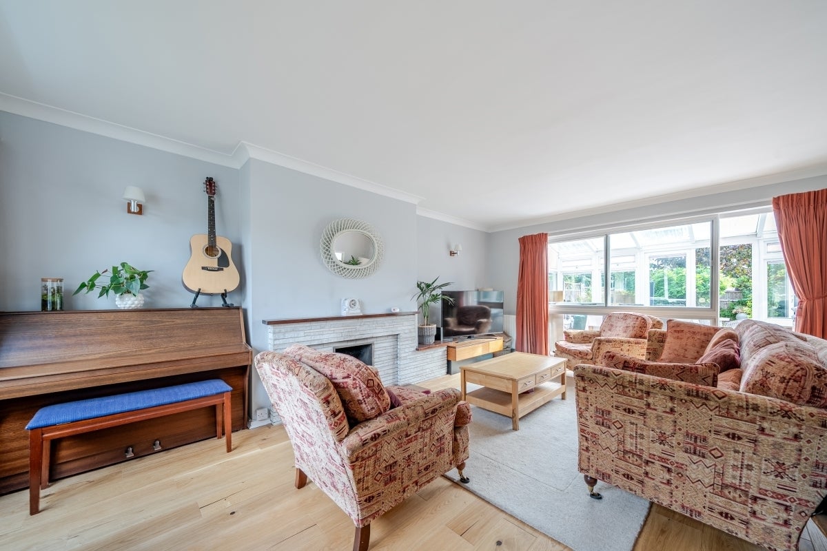 House Fishersdene in Elmbridge