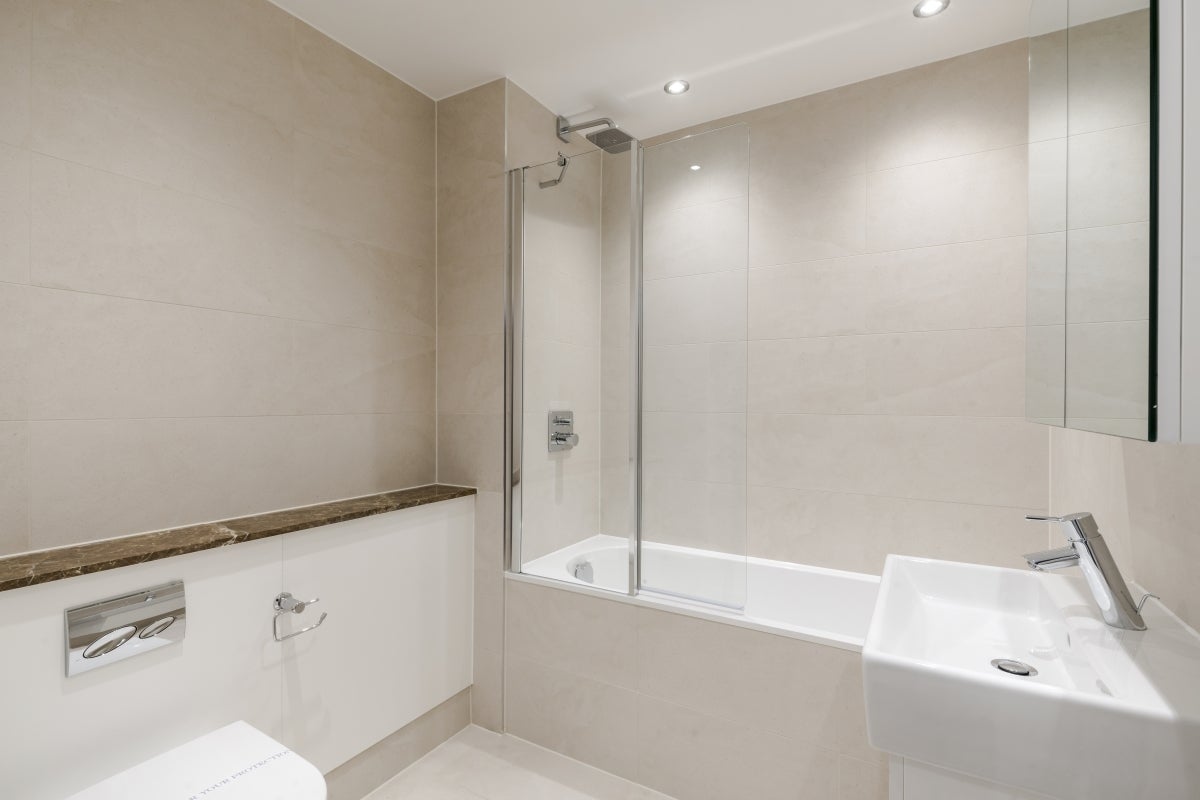 Flat Faraday Road in Greater London